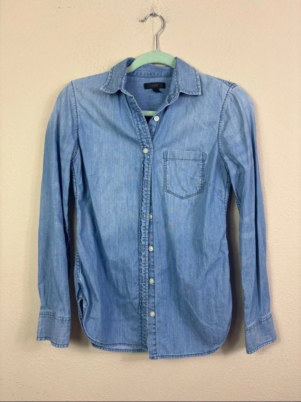 J. Crew Denim Button Down Shirt Long Sleeve 100% cotton size 00